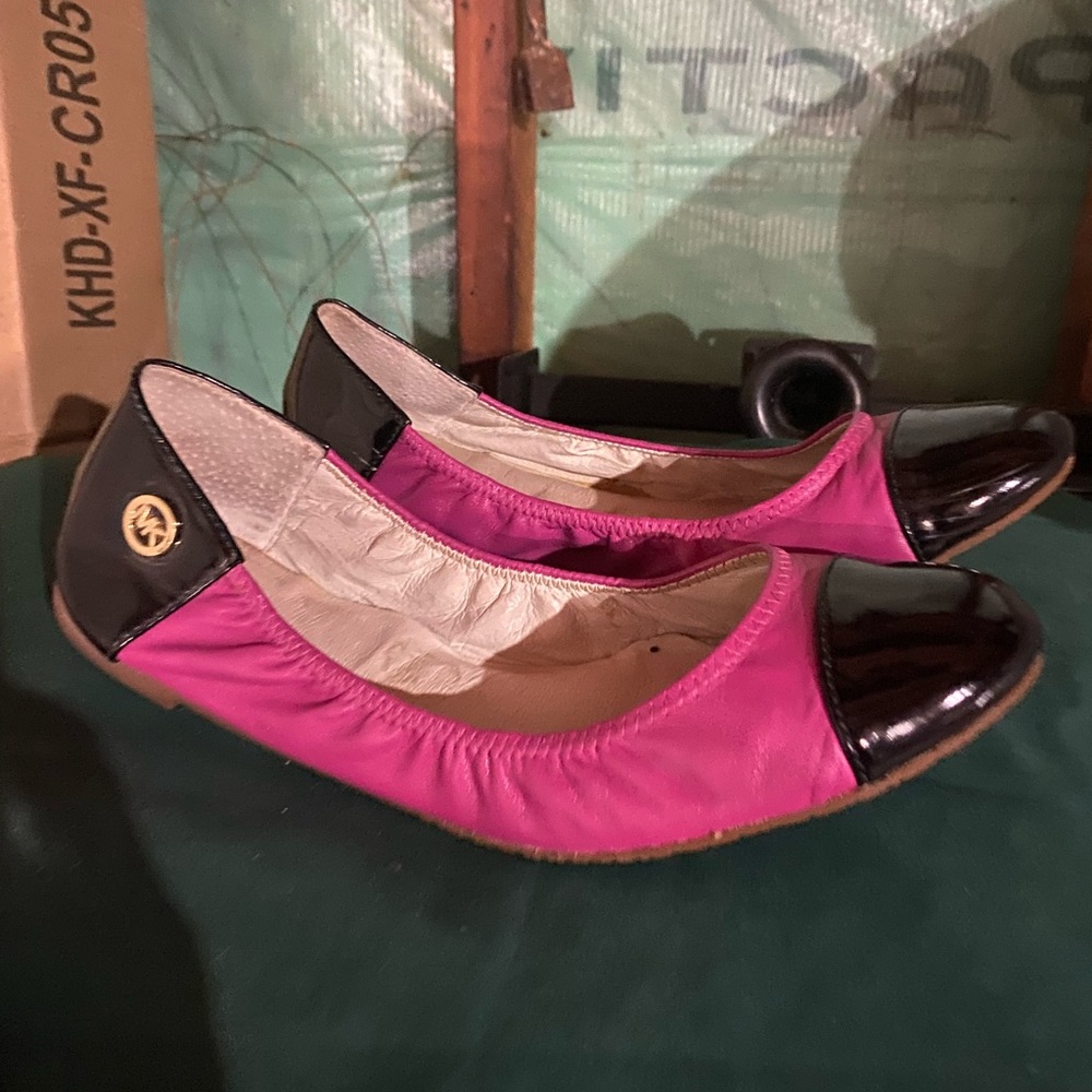 Michael Kors, ballerina slipper, black, and pink very comfortable
